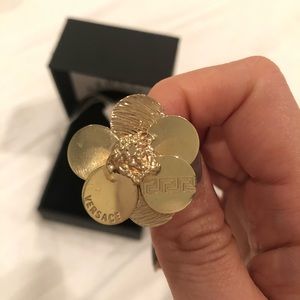 Unique Hard to find Versace Flower Ring
